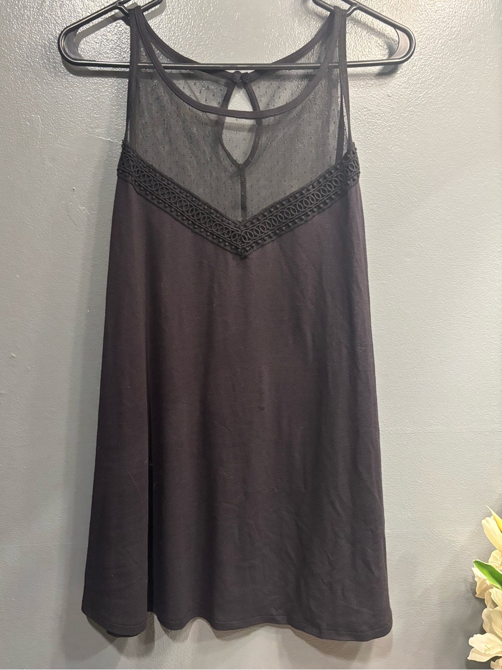 Maurices Black Mesh Yoke Lace-Trim Tank Summer Classic Casual Layer Formal